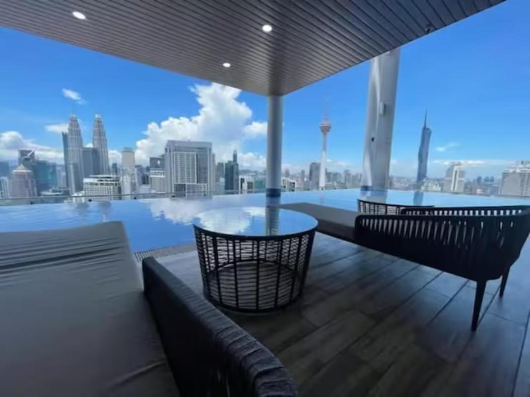Maxhome At The Luxe By Infinitum Куала-Лумпур Экстерьер фото